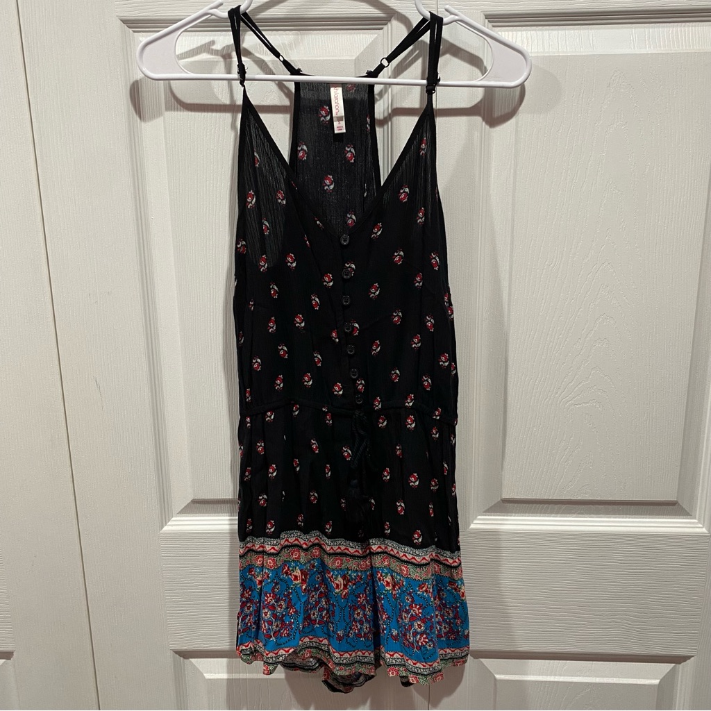 Xhilaration Women’s Floral Romper / Cover Up - Black & Multi-Colored, Size S